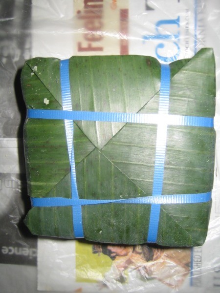rice cake closed with ribbon