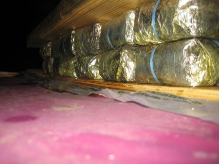 cooling and draining sticky rice cakes