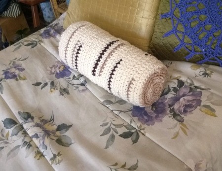 Crocheted "Timber" Neck Pillow Pattern