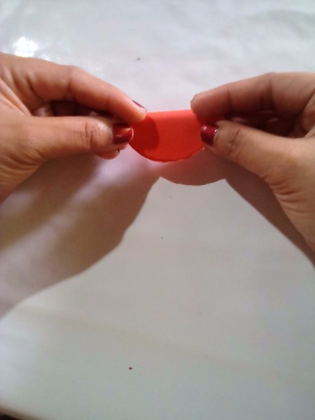 Making Folded Circle Paper Flowers - folding circles in half