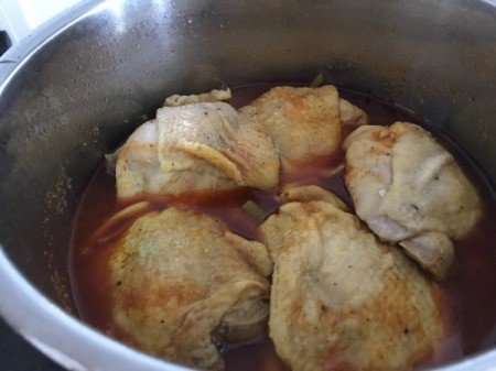 adding tomato paste to pressure cooker