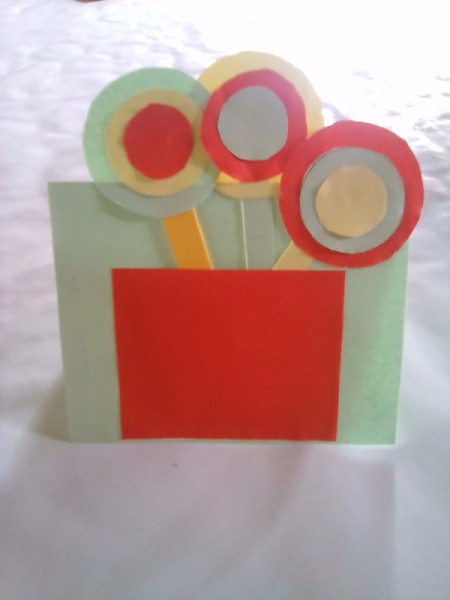 Simple Flowers with Paper Vase - full frontal view of finished project