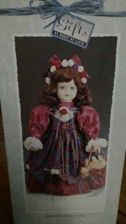 Value of a 2003 Porcelain Heritage Signature Collection Angel Doll