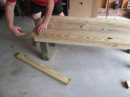 Outdoor Bench Made Easy - attaching the top board for seat