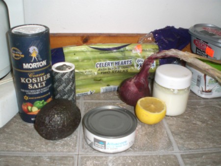 Tuna Stuffed Avocado ingredients