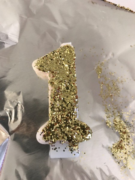 Glitter Candle - apply Mod Podge and then sprinkle with glitter