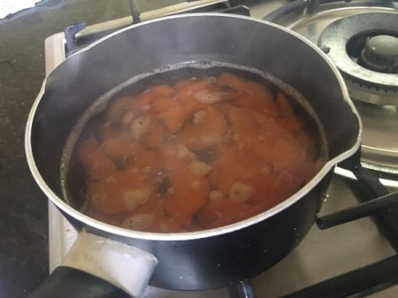 boiling carrots