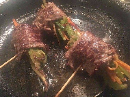 Balsamic Steak and Veggie Rolls