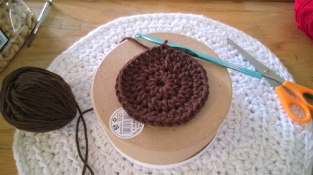 Calorie Free Crochet Cake Decoration - making half double crochets in chain