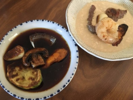 sauce bowls for cooked vegetables and meat