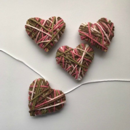 Yarn Heart Garland Decoration