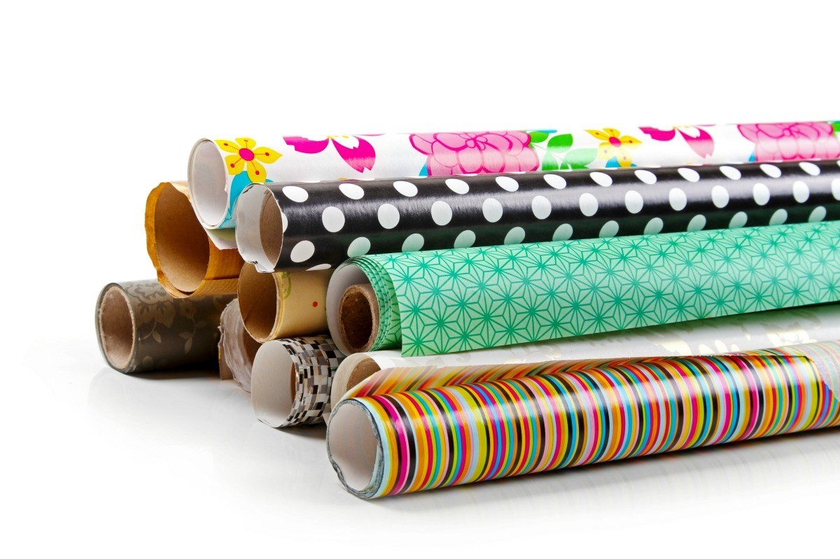 Donating Christmas Gift Wrapping to Charity? ThriftyFun