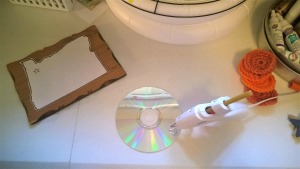 CD or DVD Disks for Glue Gun Drips