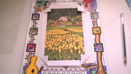 A finished magnetic picture frame.