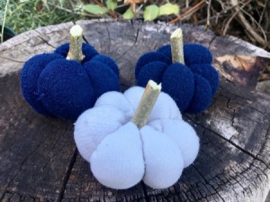 Mini Sock Pumpkins - blue and white sock pumpkins