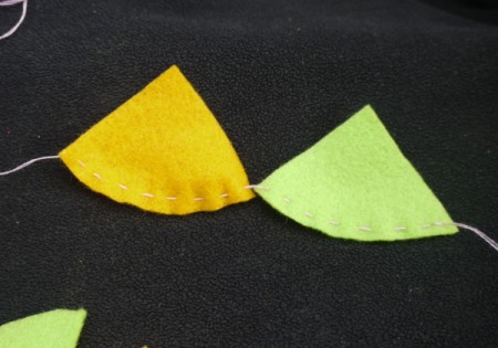 Felt Flower Brooch - continue the running stitch adding a second color