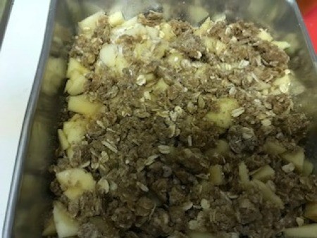 last 1/2 of mixture on top of apples