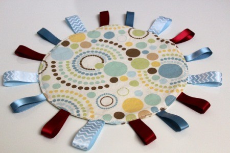 Baby Tag Blankets - round blanket with circle motif fabric