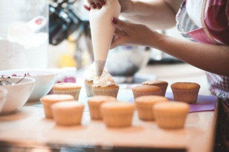 Making Cupcakes at Home