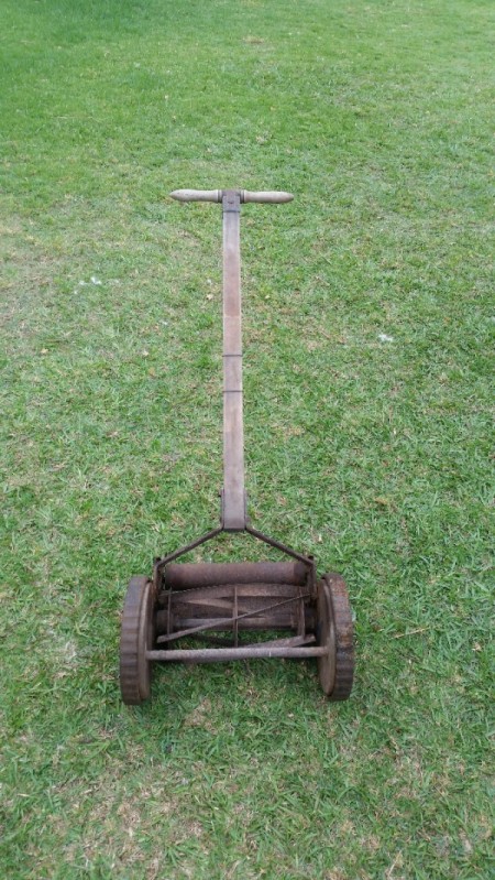 Value of Adam's Presto Vintage Push Mower?