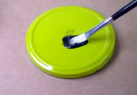 Recycled Metal Lid Ladybird (Ladybug) Wall Decoration - paint the lid with the black acrylic paint