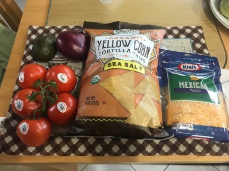 Toaster Oven Chicken Nachos ingredients