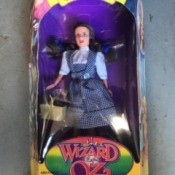 Value of Collectible Dolls and Figurines  - Dorothy figurine from Wizard of Oz