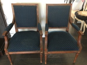 Determining the Value of Vintage Chairs