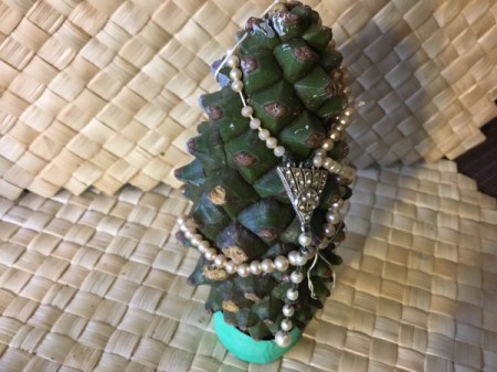 Christmas Pinecones - decorate with necklaces
