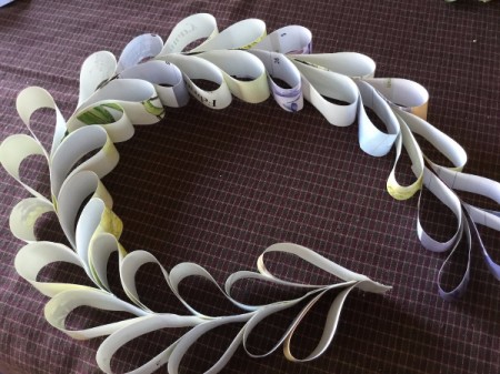 Upcycled Calendar Christmas Wreath - continue to make a long chain and then connect to make a circle