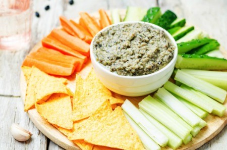Chickpea and Black Bean Hummus