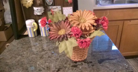 Making a Wicker Lampshade into a Vase - insert flowers