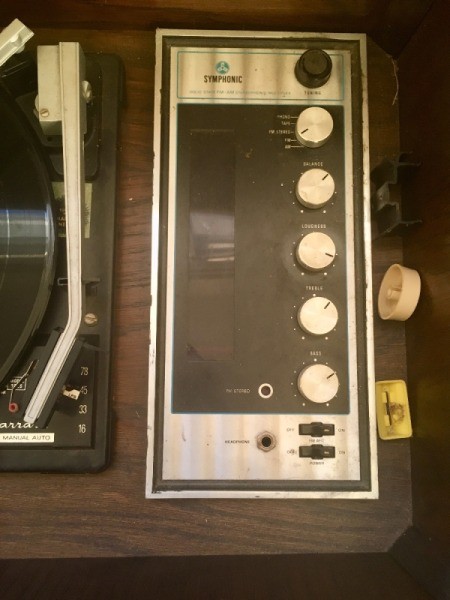 Value of Vintage Symphonic Record Player