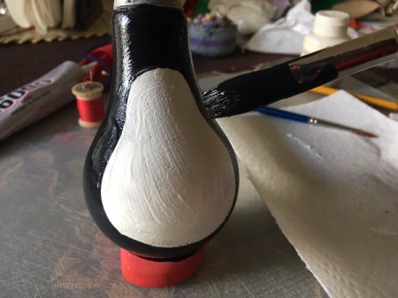 Upcycled Light Bulb Penguin - paint the rest of the bulb black