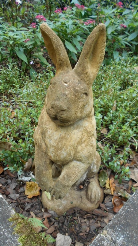 Fall Colorfest (Gibbs Garden, GA) - bunny statue