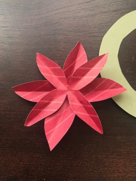 Christmas Wreath and Tree Holiday Card - repeat to make a second flower to glue on top of first