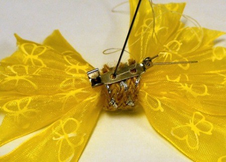 Pleated Ribbon Brooch - attach pin back