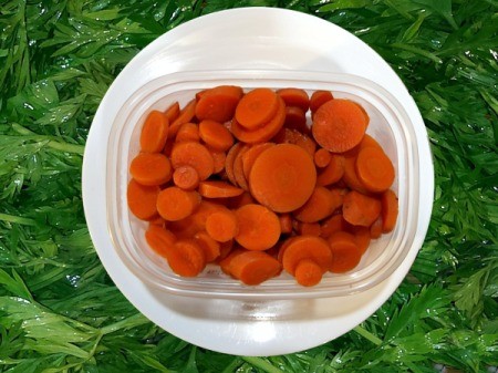Freezing Carrots - bowl of slices carrots