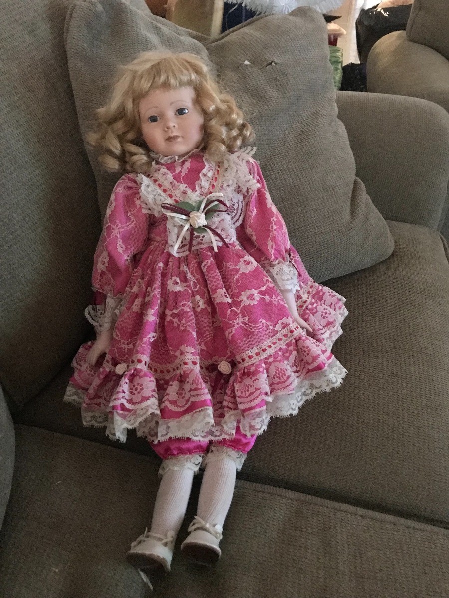 Identifying an Antique Porcelain Doll? ThriftyFun