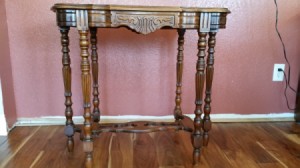 Value of Mersman Entry Table - 5066 1/2 - ornate entry table with turned legs