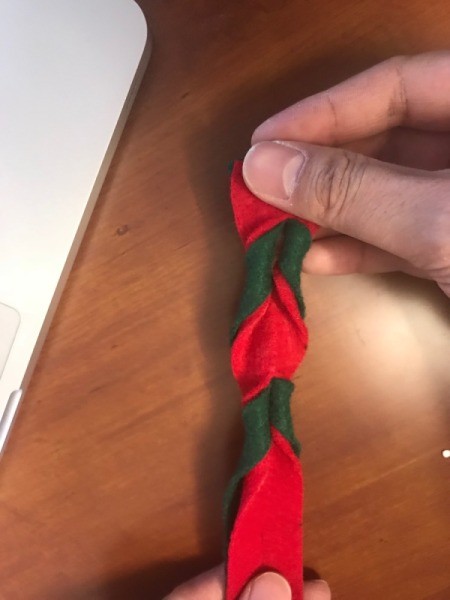 Easy Christmas Felt Garland or Bracelet - progress