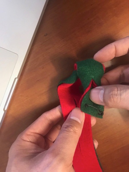 Easy Christmas Felt Garland or Bracelet - continue