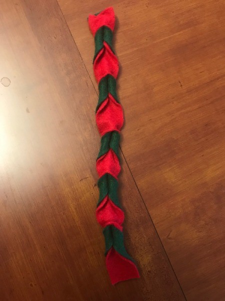 Easy Christmas Felt Garland or Bracelet  - done