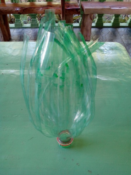 Plastic Bottle Christmas Tree - cut each bottle into strips from the bottom to the top