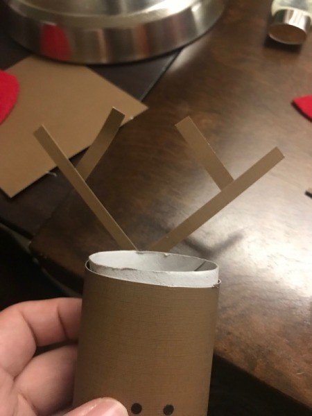 Holiday Reindeer Candy Holder - frontal view of the antlers