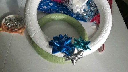Happy Bow Wreath - you can support the wreath for a better angle for working on it
