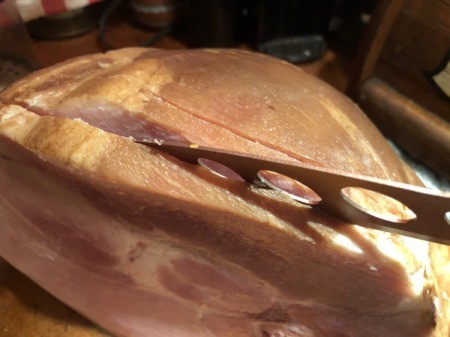 slicing Ham