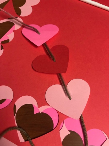 Heart Shaped Leis - beginning of lei