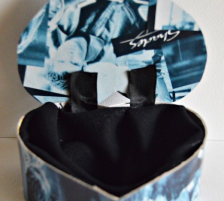 Hubby's Valentine Day Tot or Shooter Box - view of finished ribbon hinges