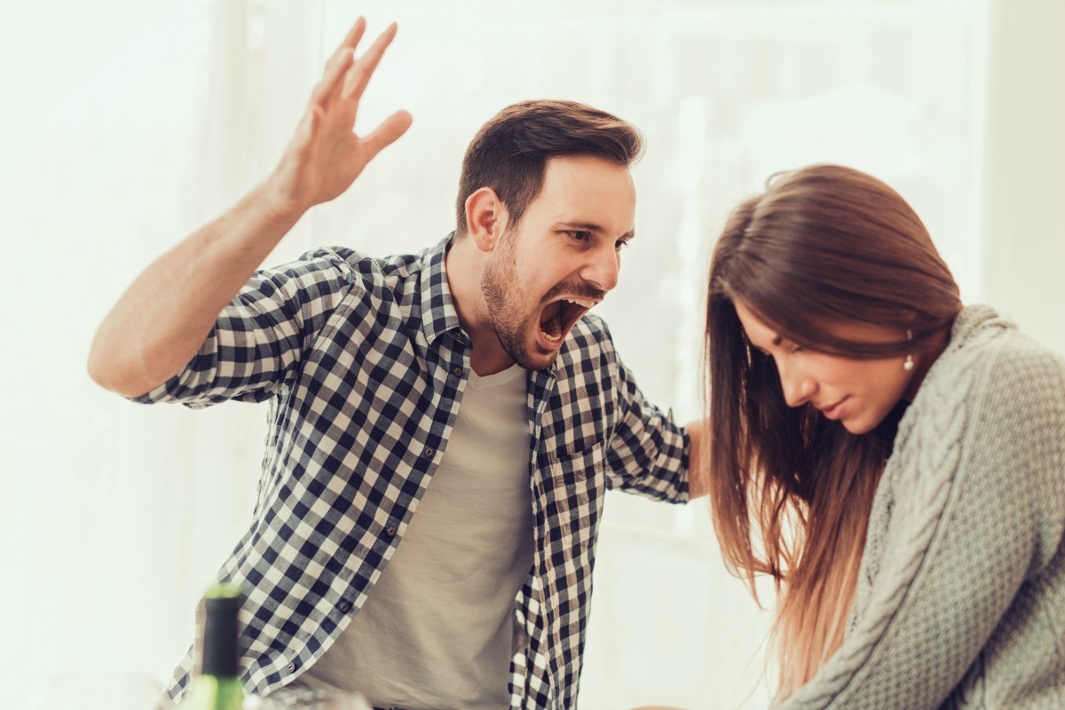 15-signs-you-might-be-in-a-verbally-abusive-relationship-not-know-it